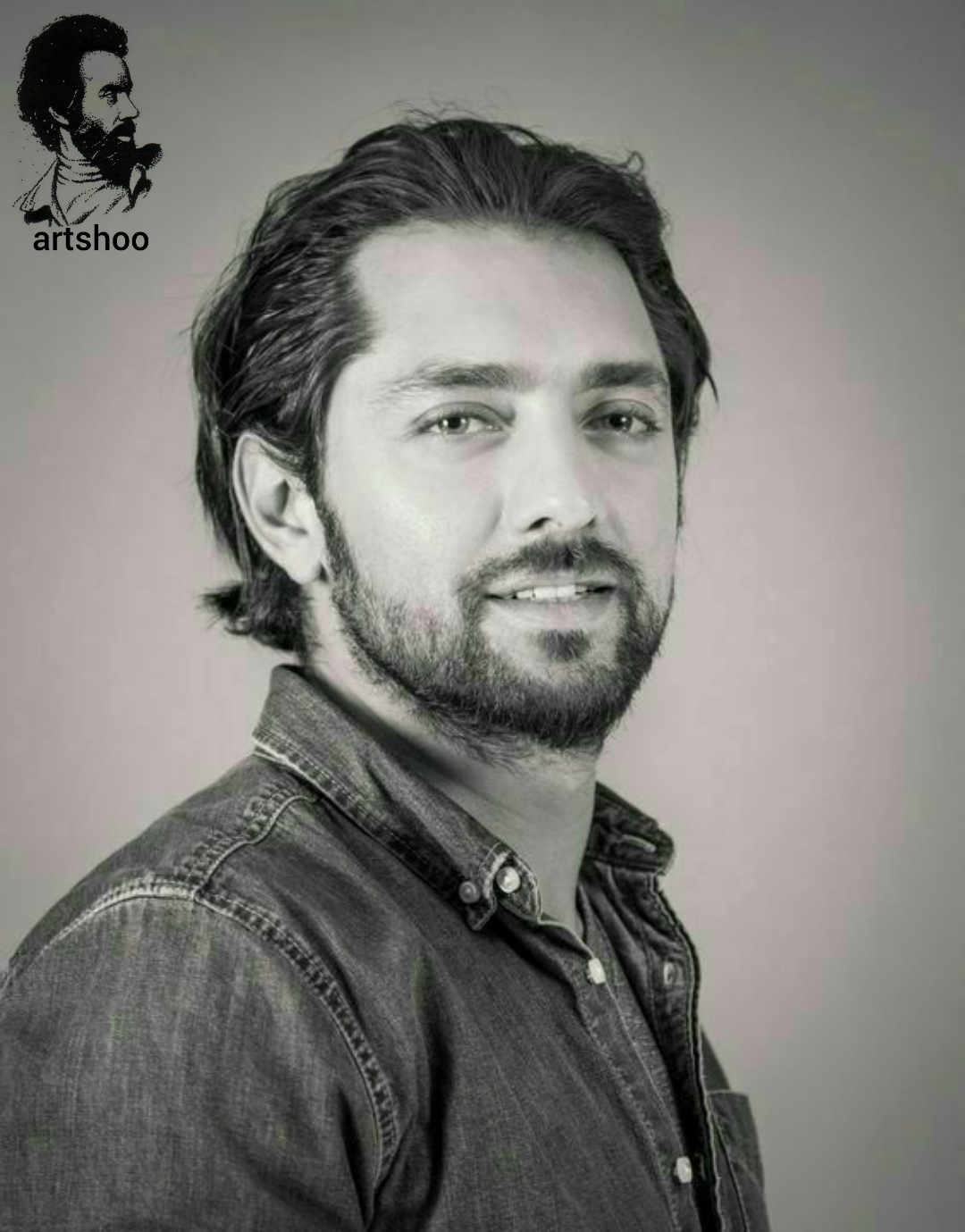 مدل پرتره سیاه قلم